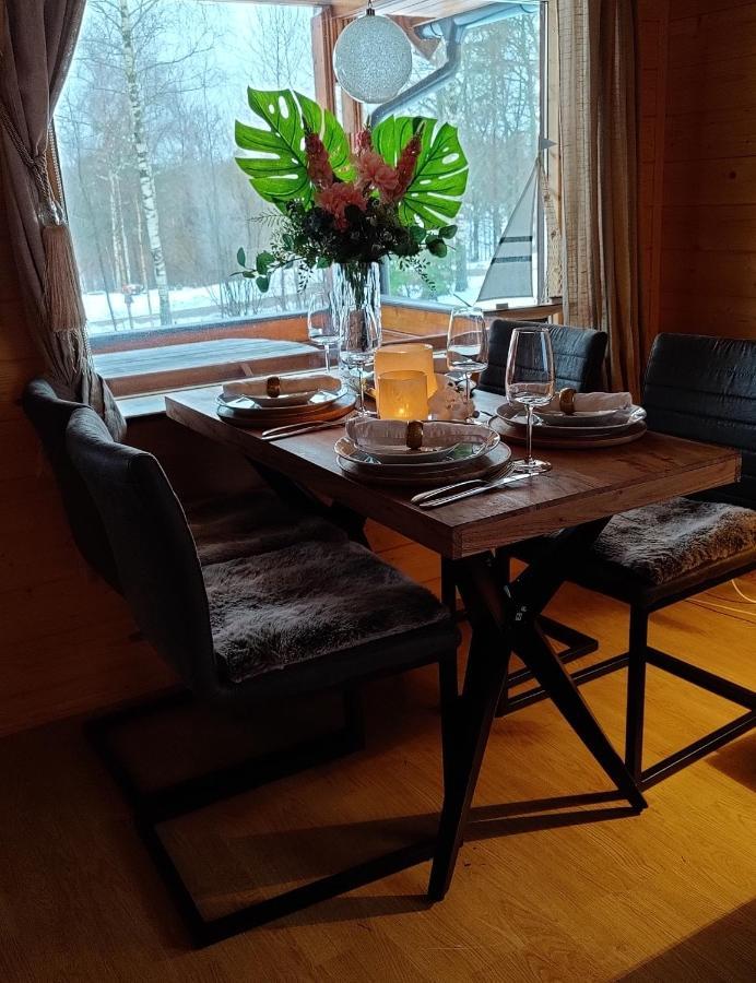 Chalet Holmen Uddevalla Exterior foto
